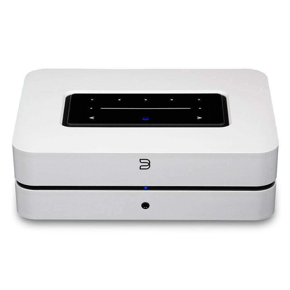 White Bluesound Powernode N330 front view